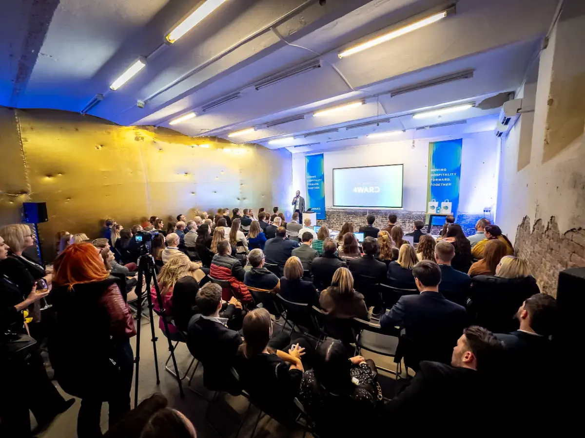 Publikum beim SabeeApp 4WARD Branchenevent