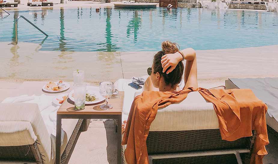 holiday-swimming-pool