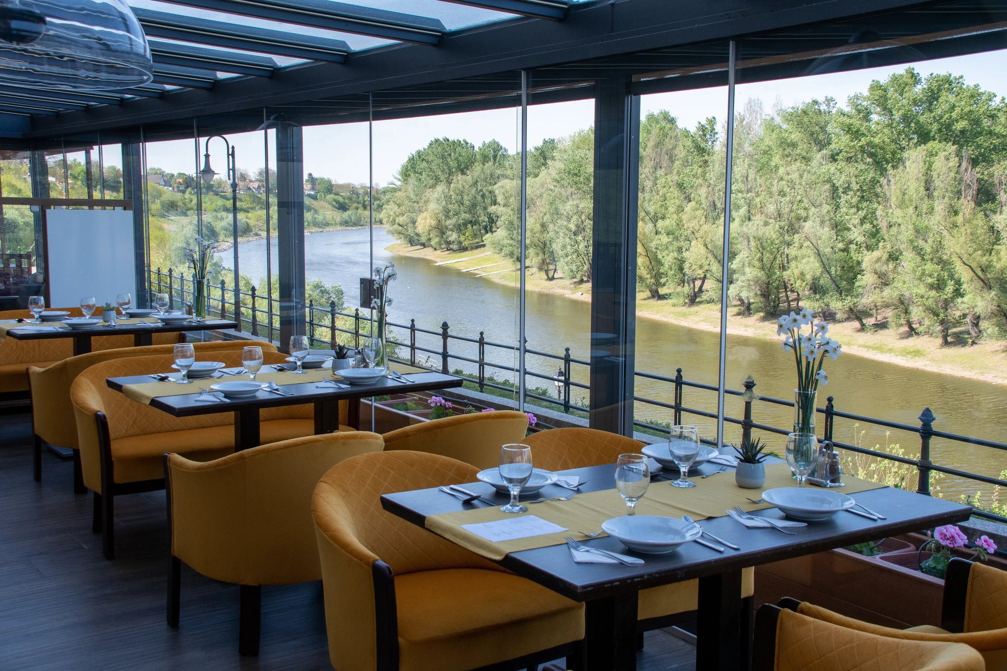 duna wellness hotel terrace duna wellness hotel terrace