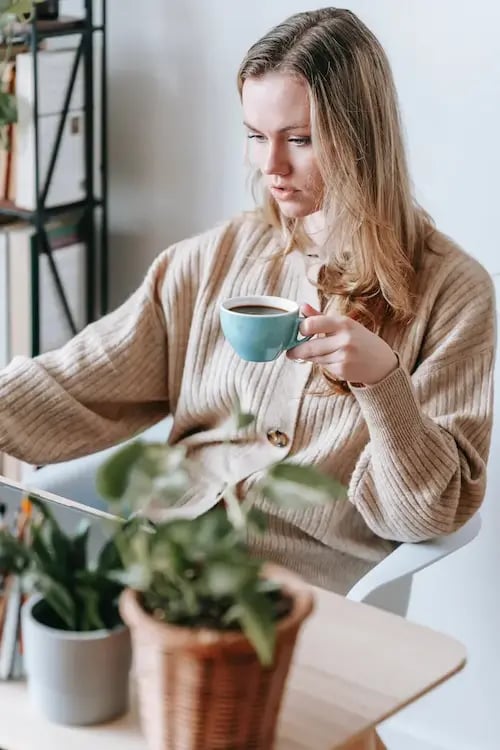 woman_talking_online_with_coffee-1